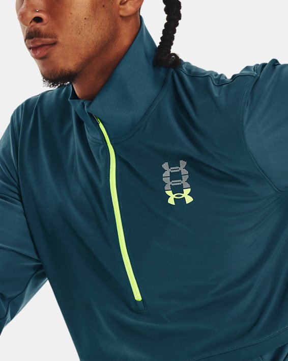 Men's UA Run Anywhere Pullover in Blue image number 5
